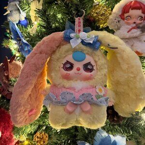 Baby Three Lily Rabbit town V4